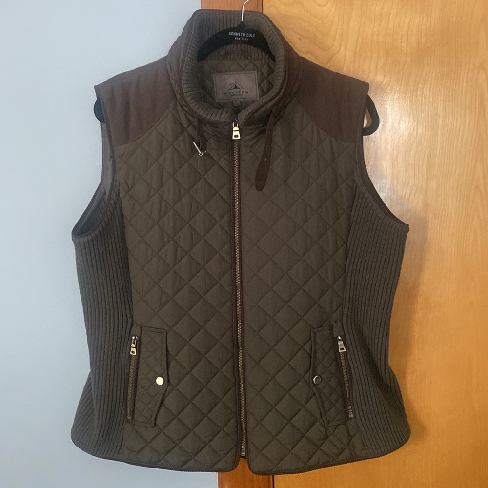 Gallery women’s vest. Size xl
